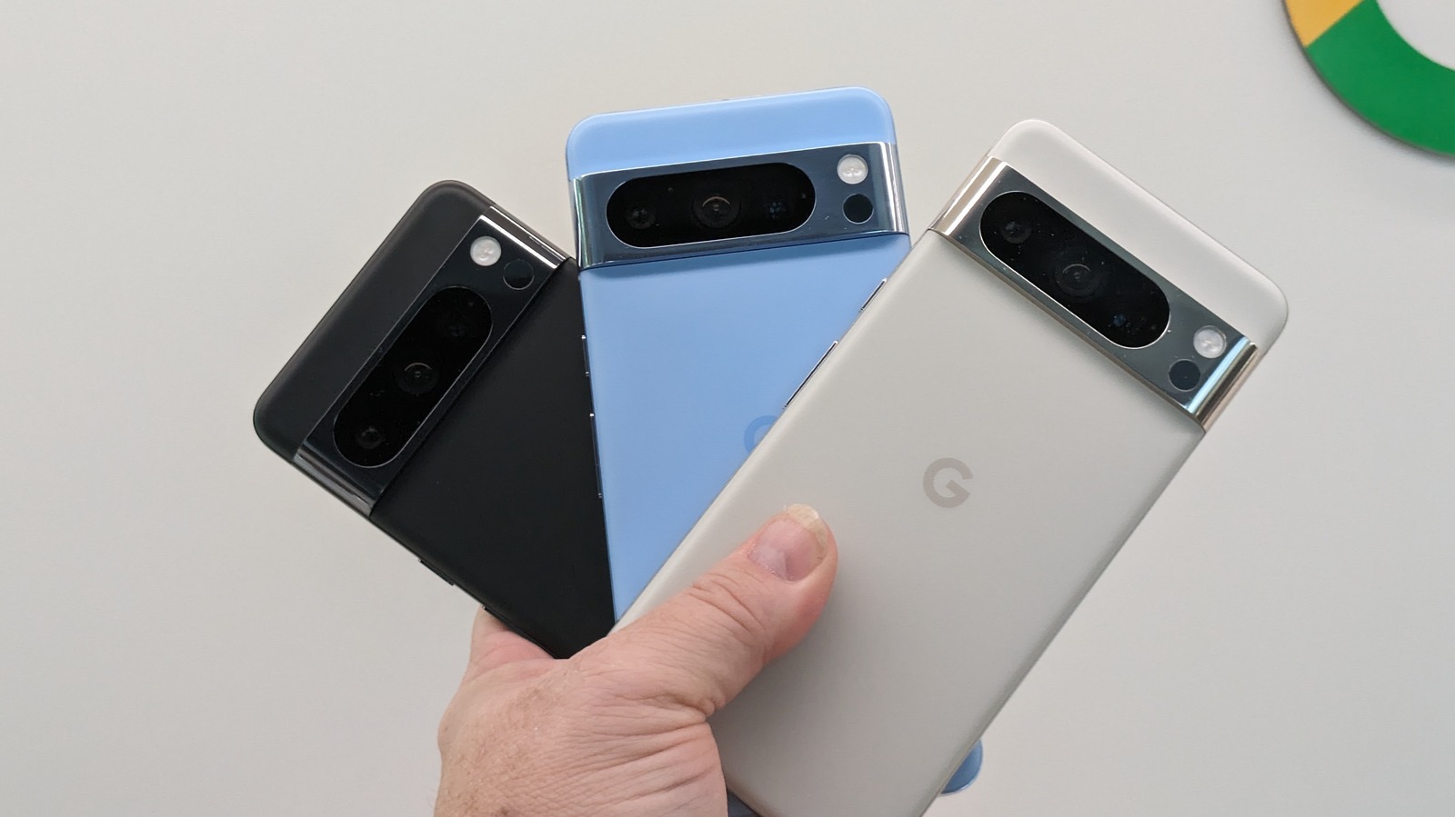 Google Pixel 8 Pro Magic Editor vs Adobe Photoshop AI